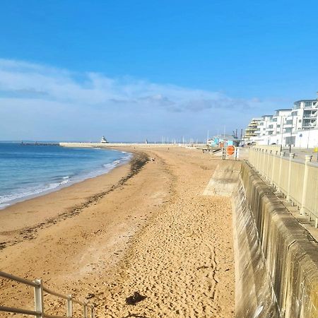 Shore Thing Beachfront Apartment Ramsgate - Sleeps 4 Kültér fotó
