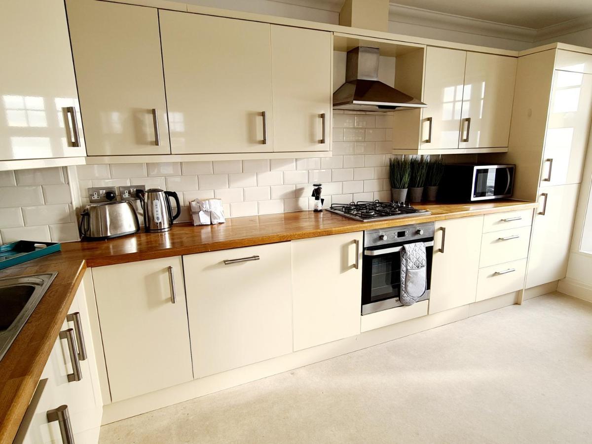 Shore Thing Beachfront Apartment Ramsgate - Sleeps 4 Kültér fotó
