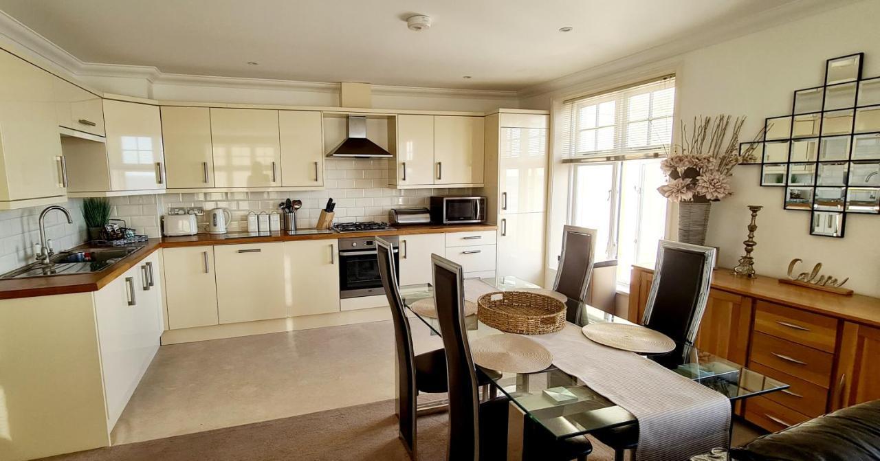Shore Thing Beachfront Apartment Ramsgate - Sleeps 4 Kültér fotó