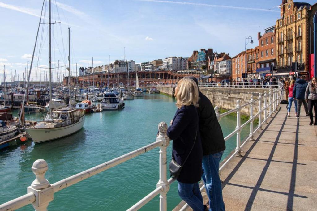 Shore Thing Beachfront Apartment Ramsgate - Sleeps 4 Kültér fotó